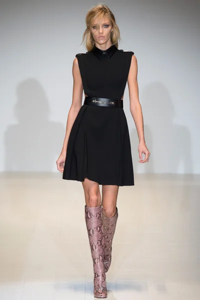 Look 31